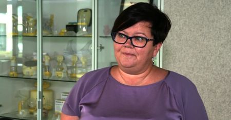 Specjaliści biją na alarm. Tylko połowa Polek karmi noworodka piersią dłużej niż dwa miesiące