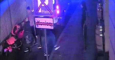 Poznańscy policjanci poszukują mężczyzny, którego zarejestrowały kamery monitoringu