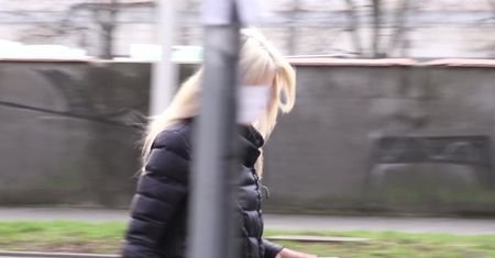 Ogórek z portfelem za 2,5 tysiąca złotych kupuje lunch
