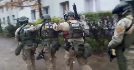 Policja rozbiła "seksualną korporację"
