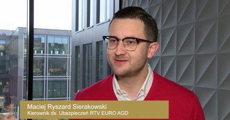 Uwaga na smartfony w Boże Narodzenie