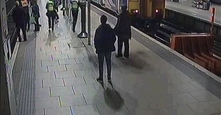 Kolejarze ostrzegają: pijani na peronie to prośba o wypadek