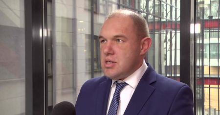 Jak długo firmy czekają na pieniądze za fakturę? Wyniki badania