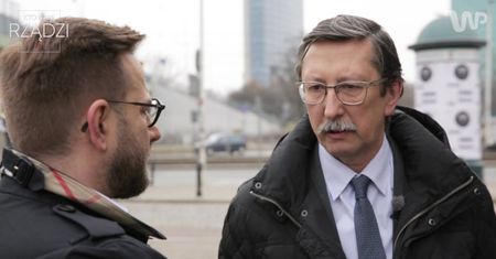 "Kto nami rządzi?" Jan Żaryn: czuję obecność prowokatorów