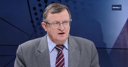 Czy ministrowie powinni dostawać premie?