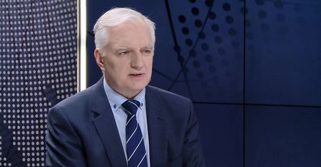 Sprytni Polacy omijają zakaz handlu w niedziele. Jarosław Gowin: "może trzeba wprowadzić korekty"