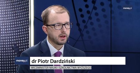 "Money. To się liczy". Wiceminister nauki odpowiada na wpis pracownicy uczelni