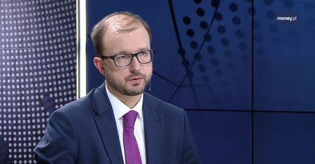 "Money. To się liczy". Doktoranci, do roboty! 2450 zł czeka