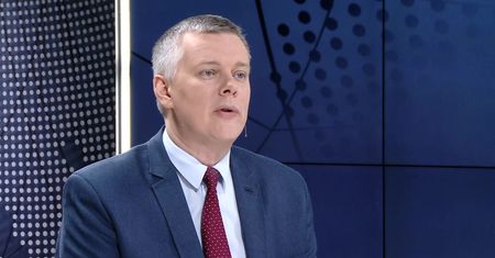 "Tłit". Tomasz Siemoniak: nie wierzę w istnienie gadających futrzaków