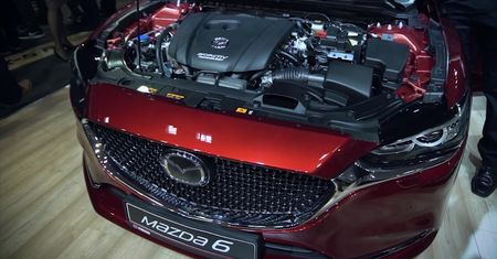 Stoisko Mazdy na Poznań Motor Show 2018