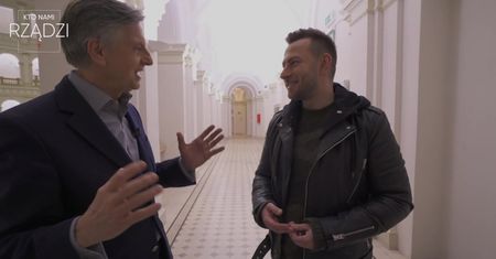 Czy Kaczyński wie, czym jest Facebook? Zybertowicz: geniusz ma przewagę nad maszyną