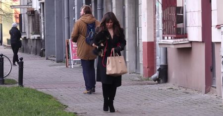 Rusin w mini strofuje Czarka Lis... Co próbowała mu wytłumaczyć?