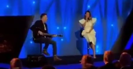 Edyta Górniak śpiewa piosenkę do "Leśniczówki"