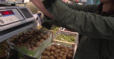 Bałagan w supermarketach - zawsze sprawdzaj ceny produktów