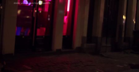 Koniec dzielnicy czerwonych latarni w Amsterdamie?