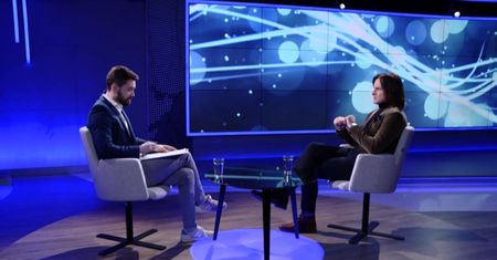 Jaki wpływ mają smartfony na relacje międzyludzkie?