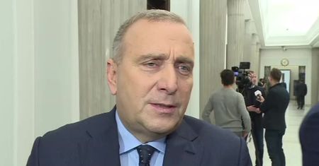 Schetyna jest zmartwiony. „Kompletna ruina polityki zagranicznej PiS-u”
