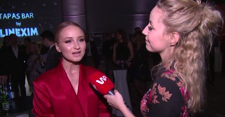 Littlemooonster96: "Obserwatorzy udają girls power. Każda każdej coś wytyka"