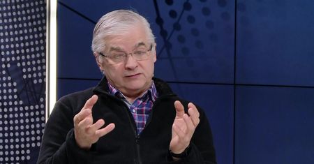Włodzimierz Cimoszewicz o przemówieniu Dudy. Karci Morawieckiego