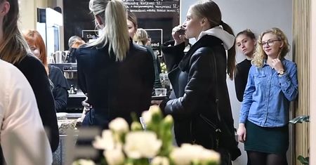 Kubicka z celebrytkami promują soki