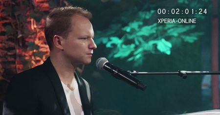 Maciej Stuhr: monodram na głos, fortepian z palmą i kapanie wody