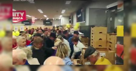 Walka o kurczaki. Otwarcie sklepu w Dąbrowie Górniczej