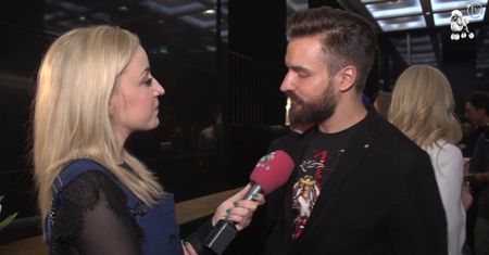 Stramowski reklamuje "Cooking challenge": "Gotowałem dla mojego psa Fretka hot dogi"