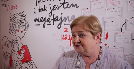 Skąd w kobietach potrzeba bycia matką idealną?