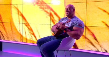 Hardkorowy Koksu cytuje Kingę Rusin i gra na ukulele. "Słońce ma dwa końce!"