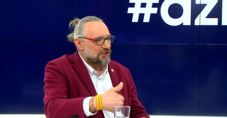 Kijowski o referendum: spektakl populizmów