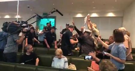 Bójka w Sądzie Najwyższym. Policja użyła siły