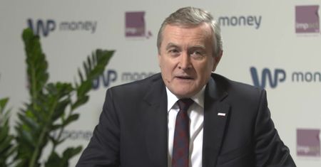 Gliński o jednolitej cenie książki: Mamy ważniejsze sprawy