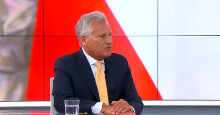 Kwaśniewski o referendum: wykorzystywanie święta narodowego