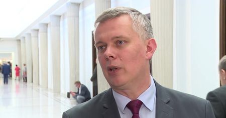Tomasz Siemoniak o szefie MON: Prezes PiS wypuścił dżina