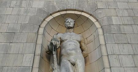 Tajemnice i legendy Pałacu Kultury i Nauki