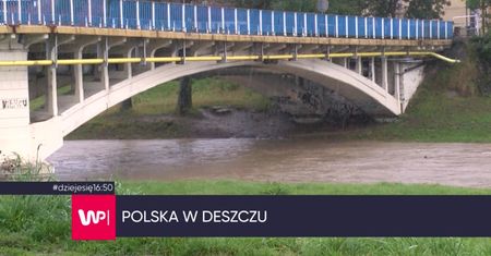 Polska w deszczu
