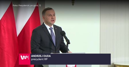 Zmiany w konstytucji? Tak ewoluowały pomysły prezydenta Dudy