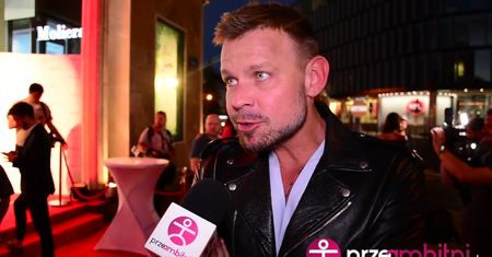 Woliński… żartuje z uchodźców: Lubię być uchodźcą i często wyjeżdżać z naszego kraju!