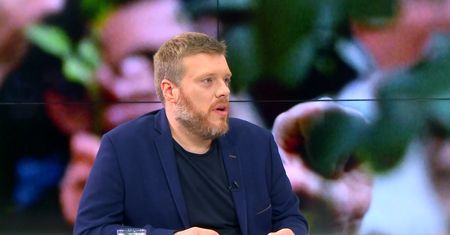 Zandberg: PiS strzela sobie w stopę