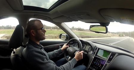Infiniti Q50 S - wrażenia z jazdy mocnym sedanem