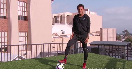 #dziejesiewsporcie: Szokujący Neymar między budynkami