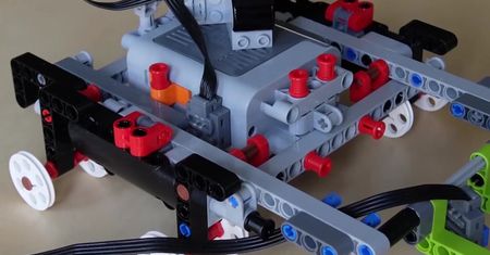 Tak powstaje zdalnie sterowany samochód LEGO