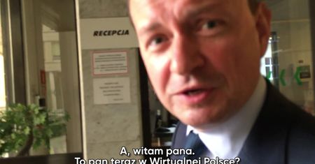 "To jest taka córka leśniczego" Zapytaliśmy szefa MSWiA o tajemnicza kopertę