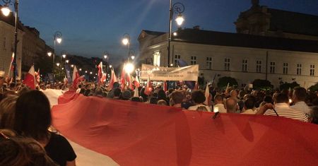 Protest przed Sejmem i Pałacem Prezydenckim