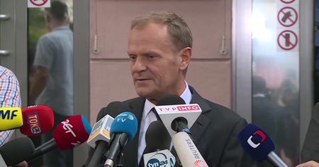 Donald Tusk przesłuchany. "Kaczyński mnie nie przestraszy"