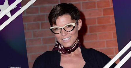 #gwiazdy: Chwila słabości? Ilona Felicjańska dała się przyłapać na piciu wina