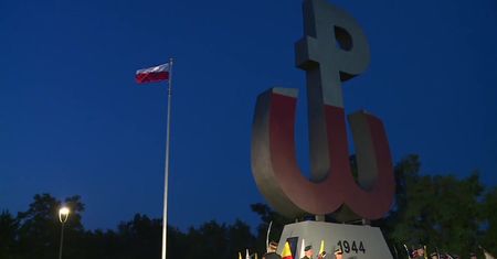 "Ogień Pamięci" na Kopcu Powstania Warszawskiego