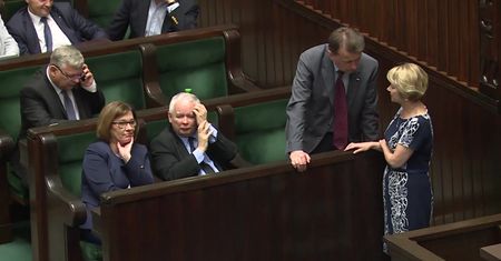 Kiedy wszyscy mówili o sądach, Sejm przegłosował te ustawy