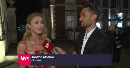 Joanna Opozda o swojej suczce: Otwiera wszystkie moje paczki