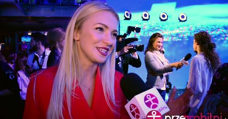 Podekscytowana Kurdej-Szatan: "To niesamowicie obchodzić urodziny w pracy!"